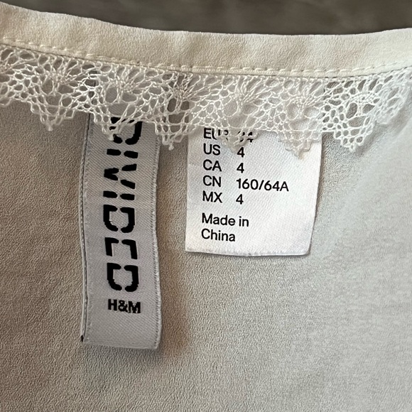 H&M romper - Picture 3 of 3